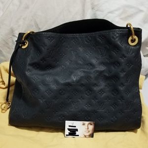 Louis Vuitton Artsy MM Infini